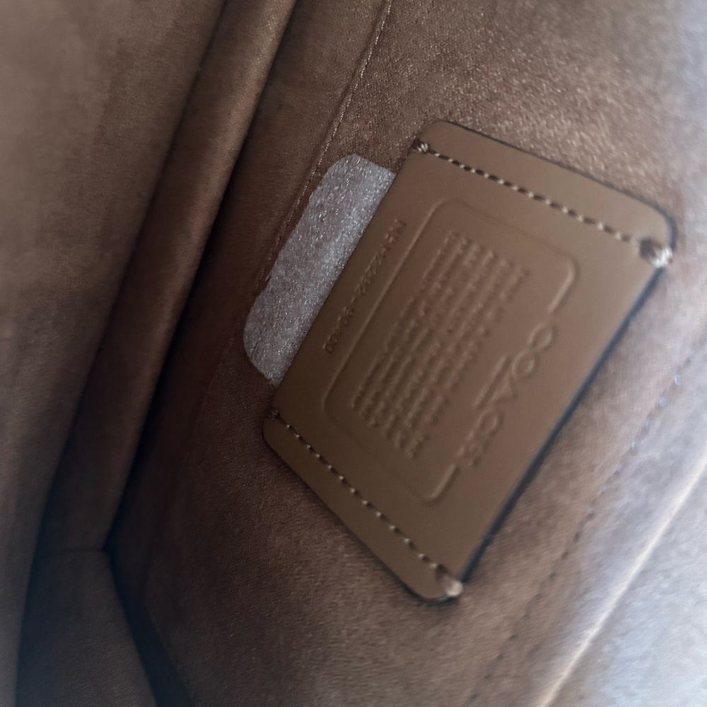 Coach Klare Shoulder Bag Chalk White Leather Signature Canvas‎ Snakeskin Rivets - Picture 9 of 11